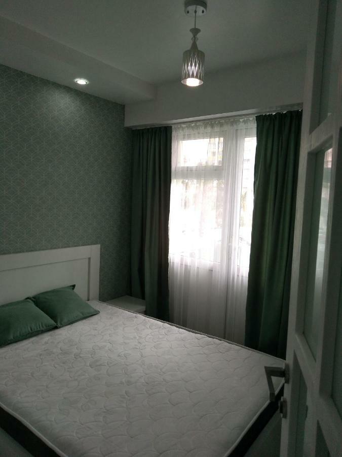 Apartment Eteri Batumi Exterior foto